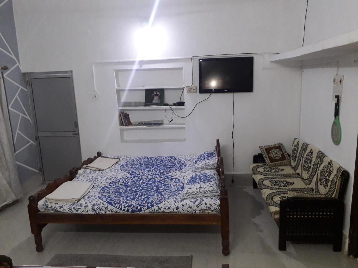 Ferienwohnung Sudha Kutir Puri Exterior foto