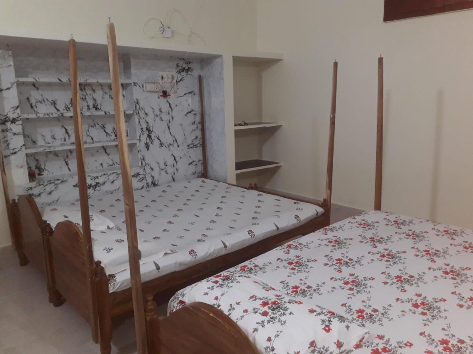 Ferienwohnung Sudha Kutir Puri Exterior foto