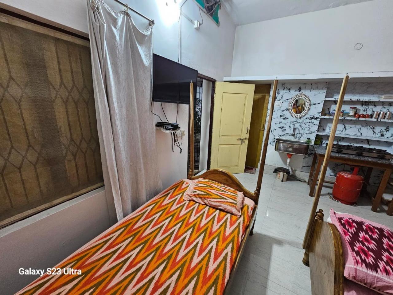 Ferienwohnung Sudha Kutir Puri Exterior foto