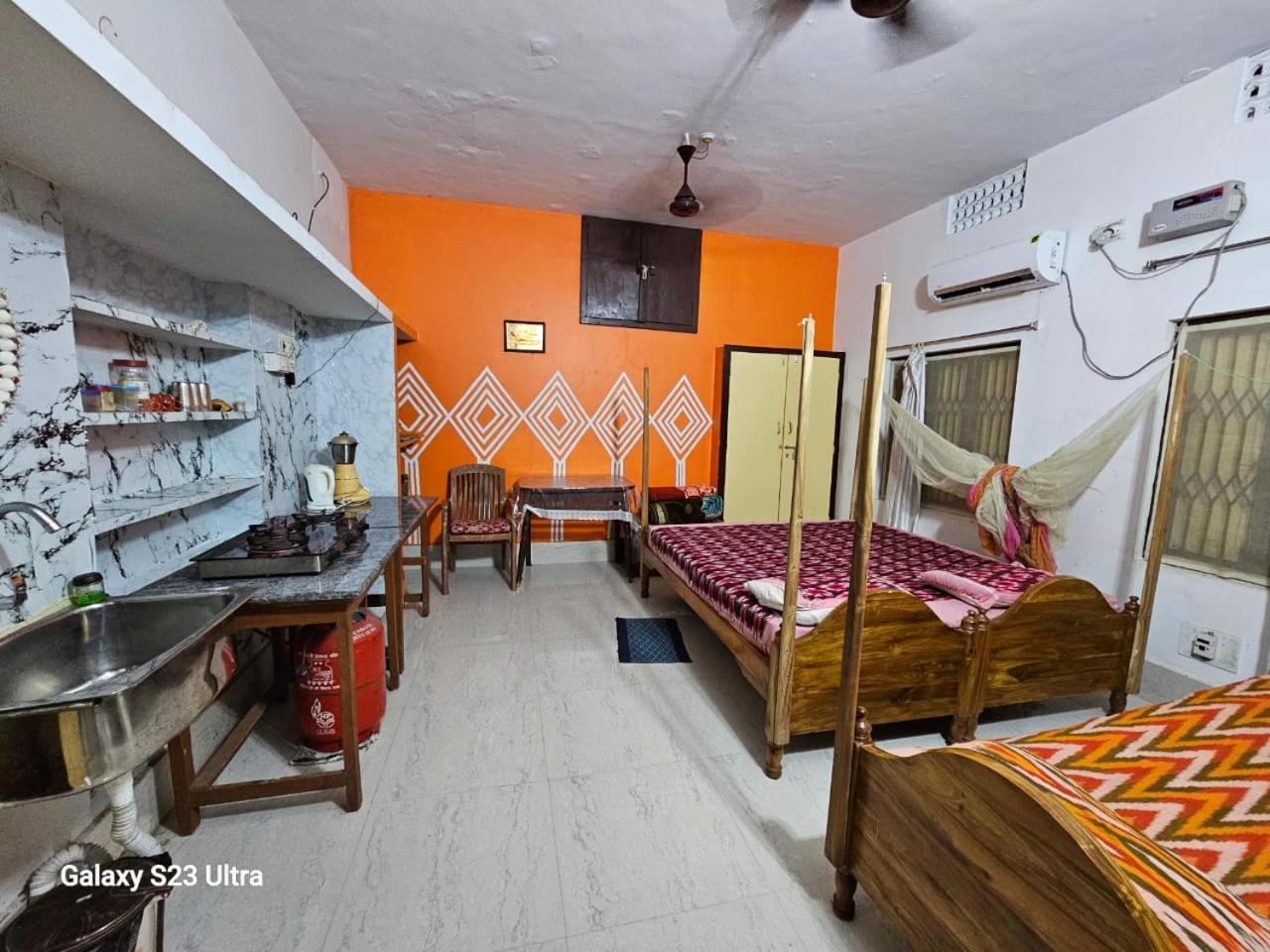 Ferienwohnung Sudha Kutir Puri Exterior foto