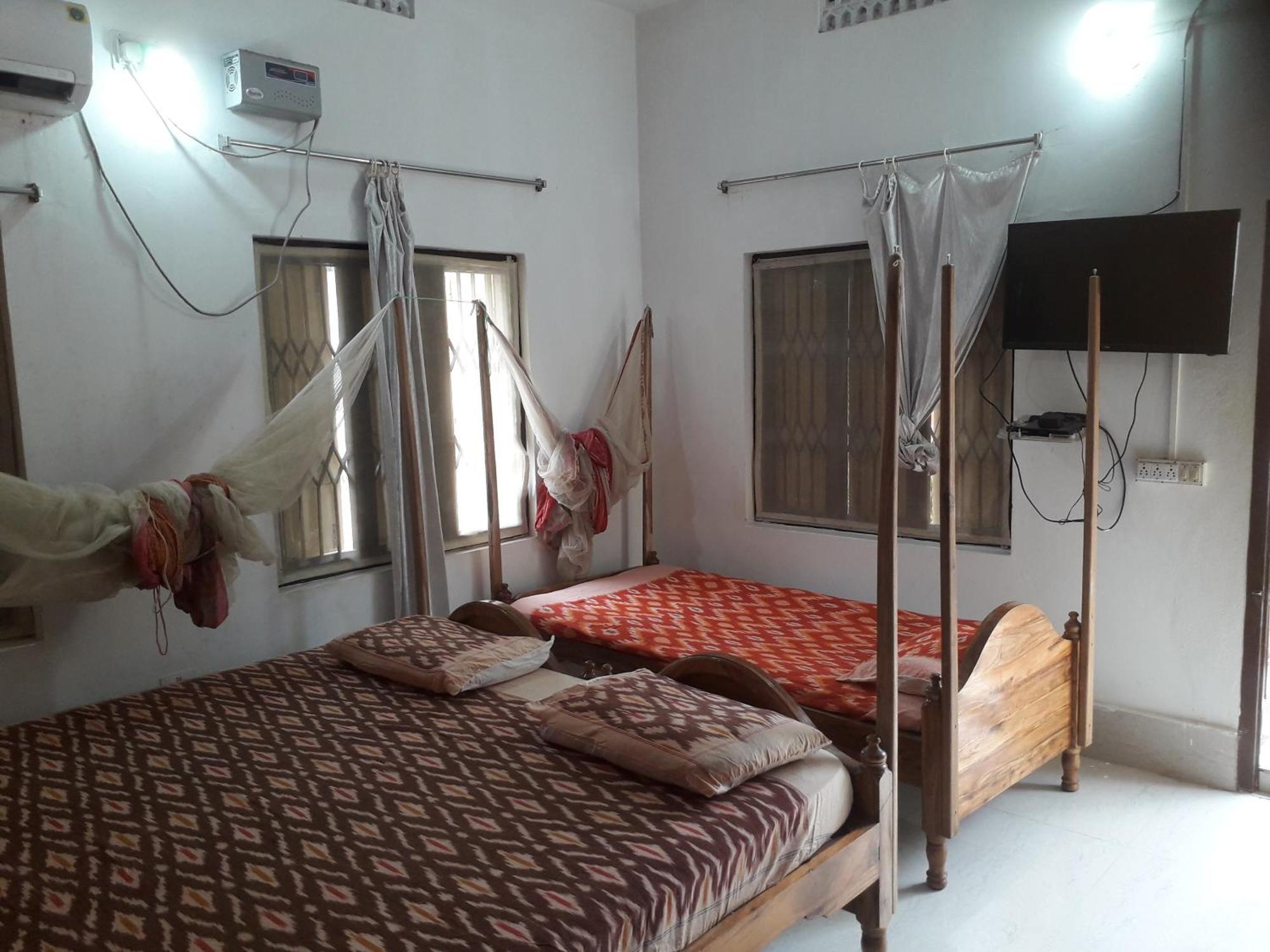 Ferienwohnung Sudha Kutir Puri Exterior foto